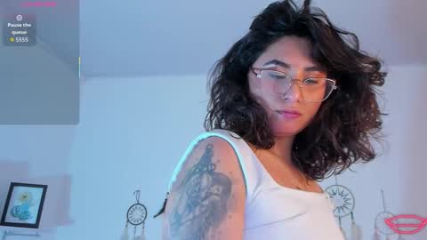 Snapshot of tori_just chatting on October 8, 6:47 pm tori_just online show from October 8, 6:47 pm
