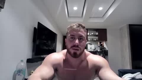 Snapshot of toro_arrapato chatting on February 17, 3:47 am toro_arrapato online show from February 17, 3:47 am