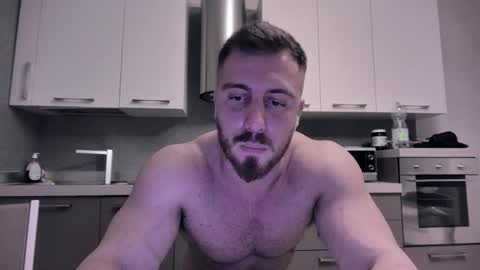 Snapshot of toro_arrapato chatting on December 1, 6:54 pm toro_arrapato online show from December 1, 6:54 pm