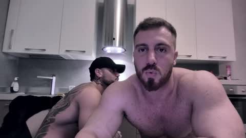 Snapshot of toro_arrapato chatting on December 3, 11:51 pm toro_arrapato online show from December 3, 11:51 pm