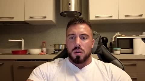 Snapshot of toro_arrapato chatting on October 21, 5:16 pm toro_arrapato online show from October 21, 5:16 pm