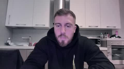 Snapshot of toro_arrapato chatting on December 5, 1:20 am toro_arrapato online show from December 5, 1:20 am