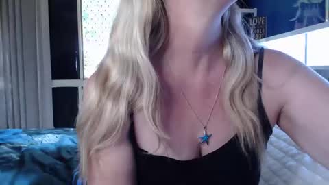 Milly online show from March 16, 12:25 am