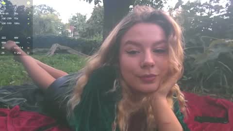 Madam Viktoria   Vacation in Portugal  2811 - 0412 online show from September 17, 3:26 pm