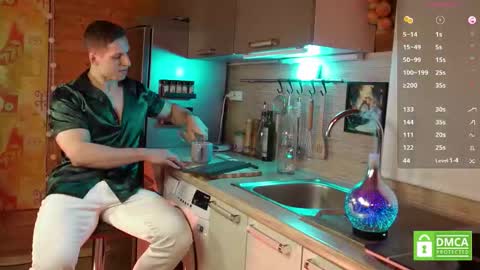 Paul online show from November 28, 4:09 am