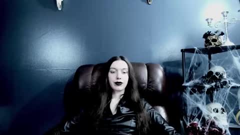 toxicdomme online show from March 12, 6:44 pm