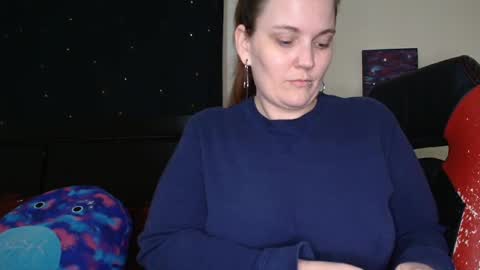 Lilly Miss Mistress Goddess Maam Queen Boss online show from January 6, 6:39 am