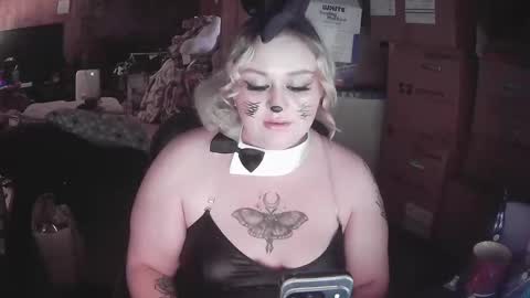 toxicsamarha online show from November 3, 5:08 am