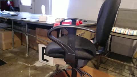 toydoc103 online show from April 6, 8:21 pm