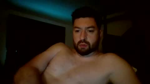 tractorboy2717300440 online show from February 9, 5:40 am