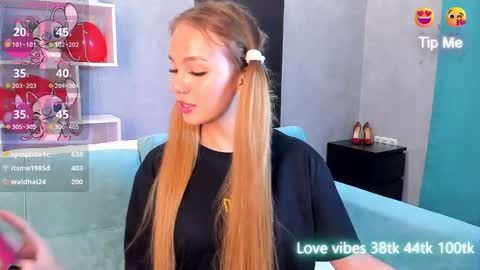 Snapshot of tracy_tay1or chatting on February 25, 3:20 pm Tracy GMT2 Mon 3 AM - 4 PM Tue 3 AM - 4 PM Wed 3 AM - 4 PM Thur 3 AM - 4 PM Fri 3 AM - 4 PM online show from February 25, 3:20 pm