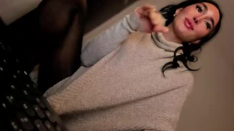 ALMIGHTY GODDESS VALENTINA online show from October 10, 12:05 am