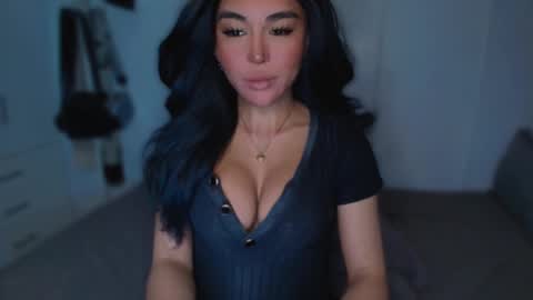 ALMIGHTY GODDESS VALENTINA online show from March 11, 12:00 am