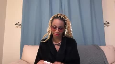 tranybigcock online show from August 10, 3:33 am