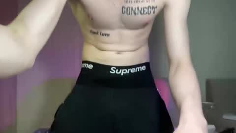 Travis online show from April 25, 1:24 pm