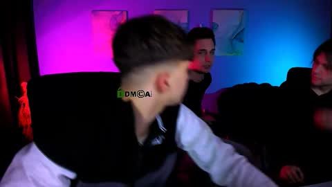 Travis online show from February 16, 9:51 am