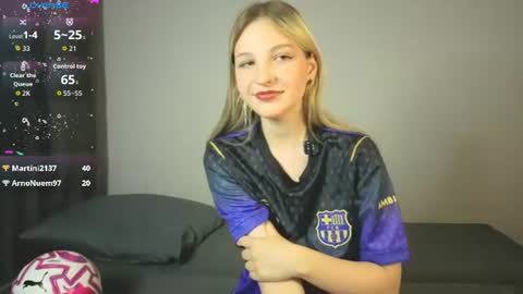 traxzbabe online show from June 21, 3:40 pm