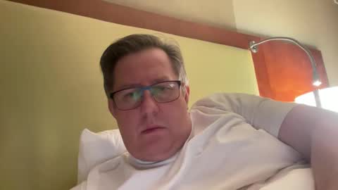 treborinthesky online show from April 21, 2:51 am