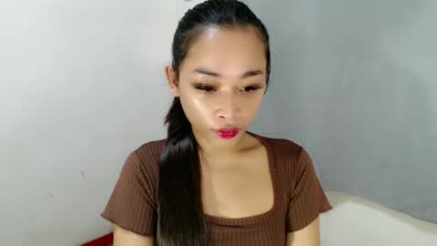 tricia_slut online show from September 12, 4:14 am