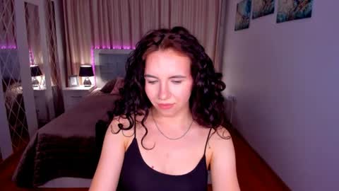 TriciaDaisy online show from July 24, 3:42 pm