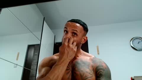 tridentmuscles online show from December 15, 11:12 pm