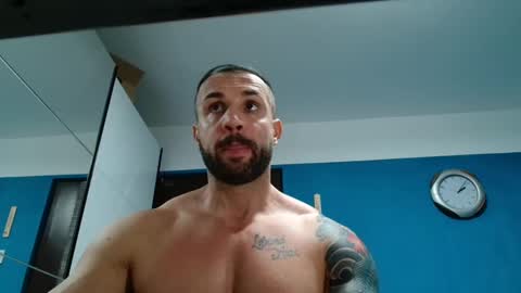 Snapshot of tridentmuscles chatting on February 6, 12:04 pm tridentmuscles online show from February 6, 12:04 pm