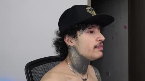 - trieone online show from February 27, 1:53 am