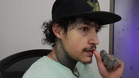 - trieone online show from January 9, 5:29 pm