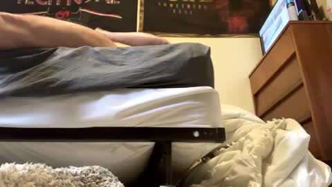 triller402 online show from March 5, 2:01 pm