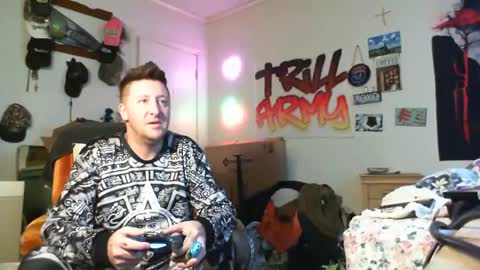 trillnonymau5 online show from January 12, 5:11 pm