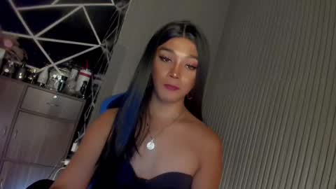 Ms Ella online show from February 17, 5:12 pm