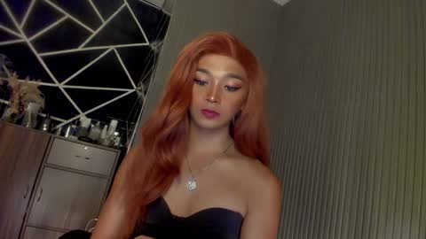 Ms Ella online show from January 24, 1:47 pm