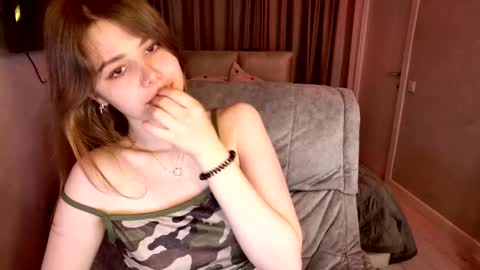 tripleprinces online show from September 21, 4:11 pm