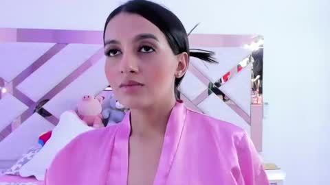 Trissha online show from July 1, 3:21 pm