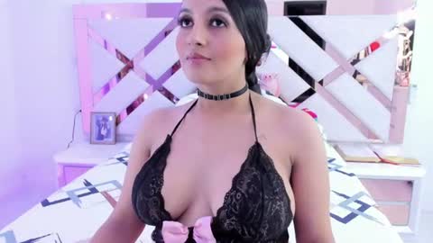 Trissha online show from July 8, 7:06 pm