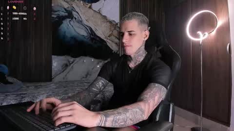 Alexander online show from December 15, 10:28 pm