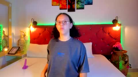 trixye_moon online show from December 16, 4:52 am