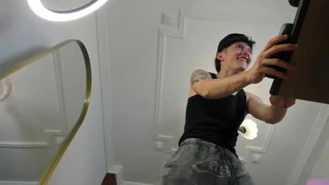 Troy online show from September 12, 9:28 pm