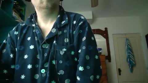 HandicappedLaugher online show from December 4, 4:48 am