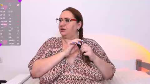 Adelle online show from September 11, 7:09 am