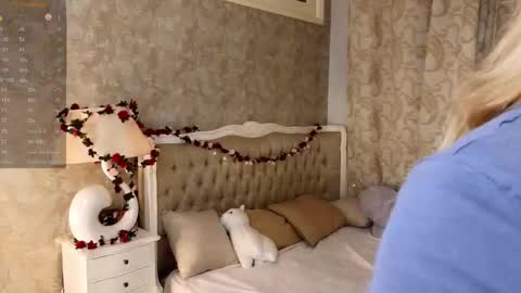 Bethany online show from November 7, 8:22 pm