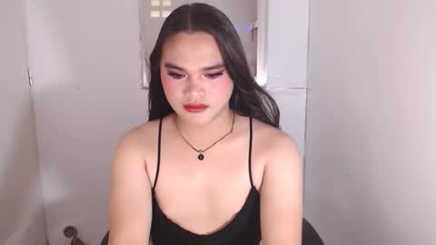 ts_lovelicious online show from October 18, 4:49 am