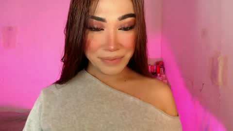 The Girl Named Romantika  online show from June 8, 7:42 am