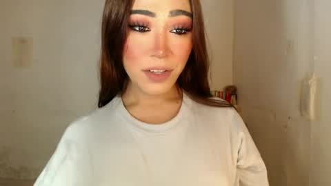 The Girl Named Romantika  online show from June 10, 2:33 am