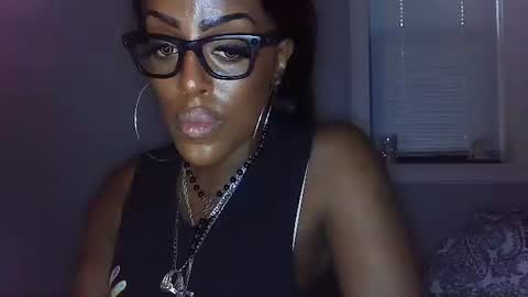 Amber White online show from January 18, 10:30 pm