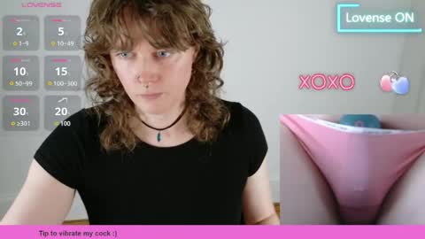 Ellie Ryder online show from May 9, 12:49 am