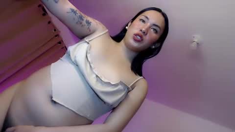 Julian online show from December 3, 9:17 pm