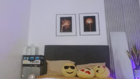 Snapshot of tsnathaliasilvana chatting on January 4, 10:38 am Bella Ratbu online show from January 4, 10:38 am