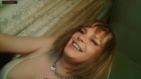 Annika online show from April 15, 10:07 am