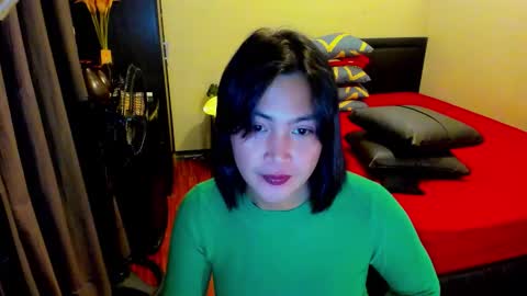 Kylee-  will make your  day  online show from November 3, 5:25 pm